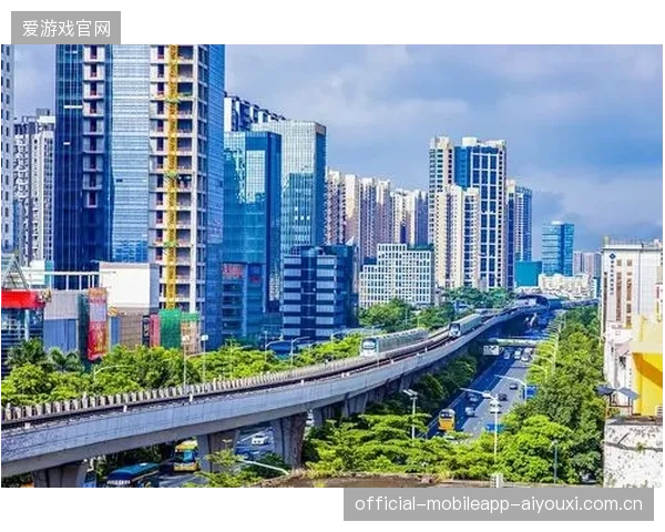 深圳新鹏城外线速度难以阻拦，开启城市智慧交通新纪元